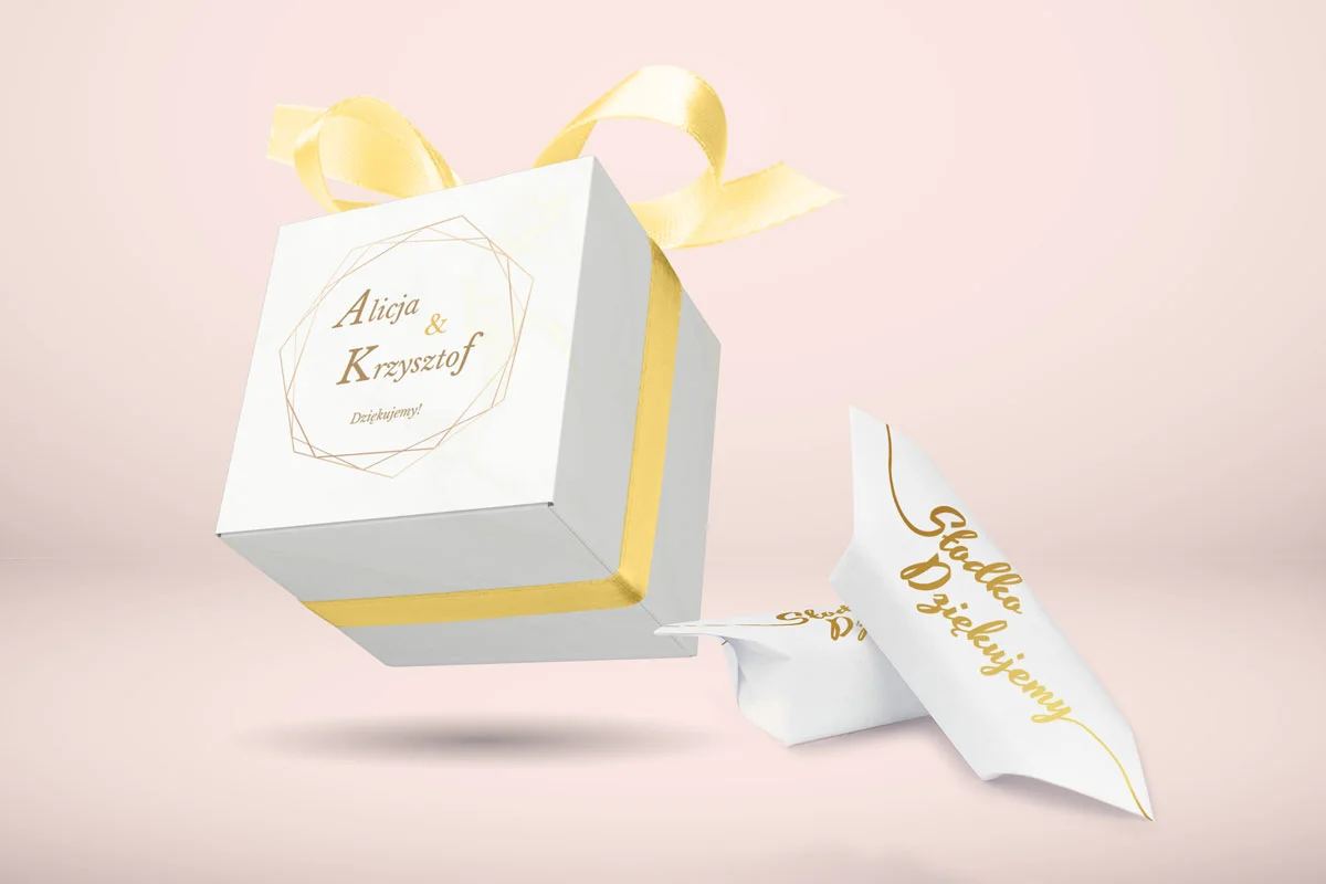 Ozdobne pudełeczko z personalizacją 'Geometryczne marmurkowe' Jasne - Złoty heksagon