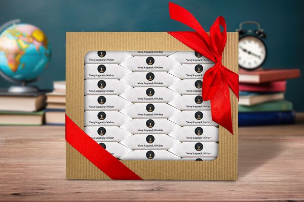 Box prezentowy na Dzień Nauczyciela - Eleganckie 32 krówki - Kaganek Oświaty