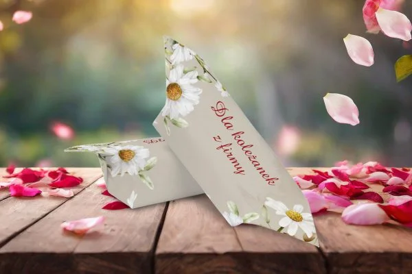 Krówki na Dzień Kobiet - personalizowane 1KG - wzór 3