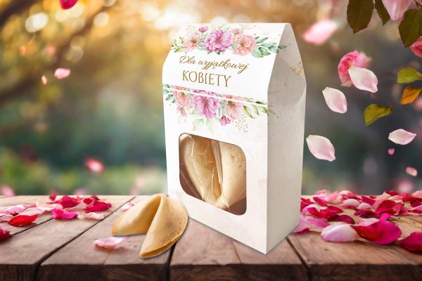 Ciasteczko z wróżbą w pudełeczku - Prezent na Dzień Kobiet - Pudrowy ogród
