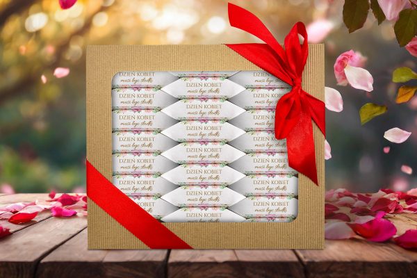 Box prezentowy na Dzień Kobiet - Eleganckie 32 krówki - Wzór - Pudrowy ogród